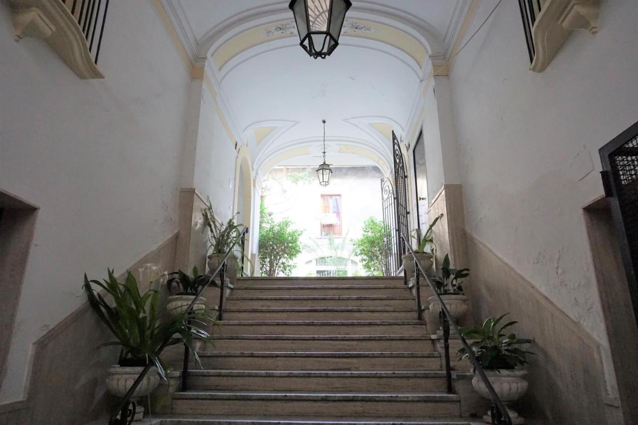 Elegante Appartamento Centro Storico CTA Exterior foto
